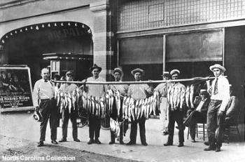 Fishing had brought business, tourism, and residents to the Morehead City in by the 1920s when photo was taken. Photo: N.C. Collection, University of North Carolina at Chapel Hill Libraries