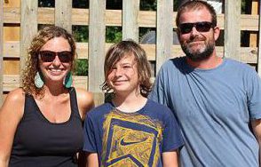 Bryan and Shaena McMahon with their son Declan. Photo: Hannah Barnett