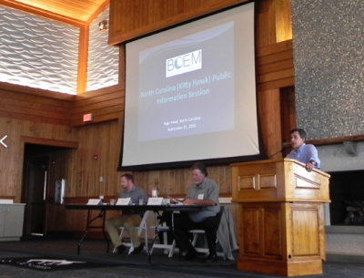 Bennett Brooks of Consensus Building Institute opens the session. Photo: Rob Morris, Outer Banks Voice