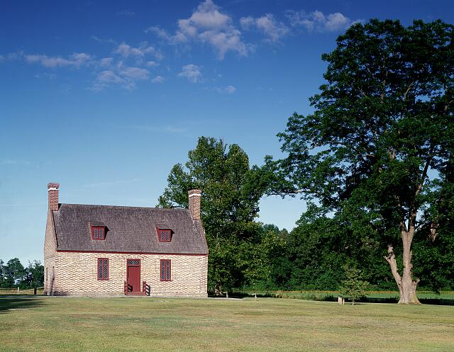 The Newbold-White House in Perquimans County is believed to be North Carolina's oldest brick house. Photo: Library of Congress