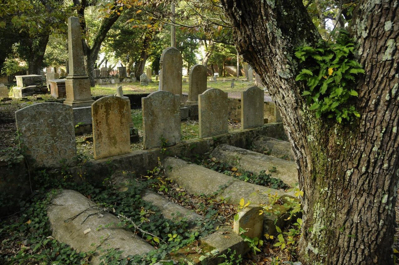 The Beaufort Historical Association manages the Old Burying Ground on the 400 block of Ann Street. Photo Beaufort Historic Site