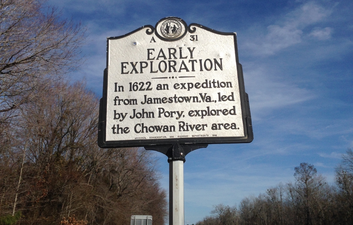 North Carolina Highway Historical Marker tells of an expedition of the area in 1622. Photo: Eric Medlin