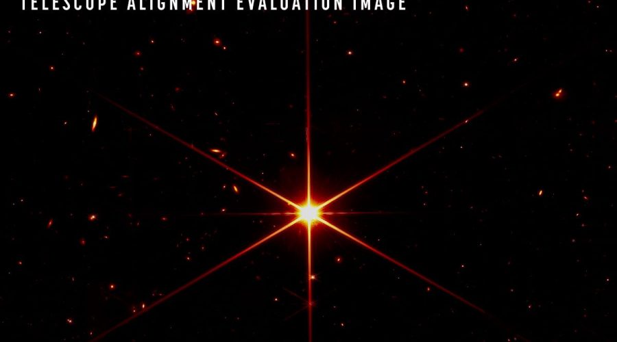 In this image, Webb telescope focused on the bright star at the center for alignment evaluation. This image of the star called 2MASS J17554042+6551277 uses a red filter to optimize visual contrast. Photo: NASA/STScI