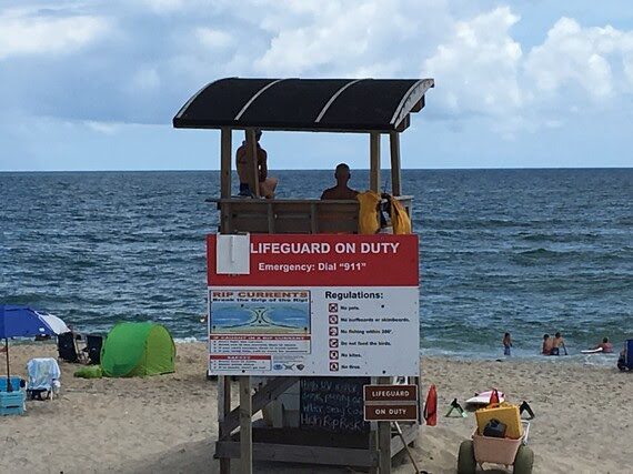 Lifeguard stand at Coquina Beach Access. Photo: NPS