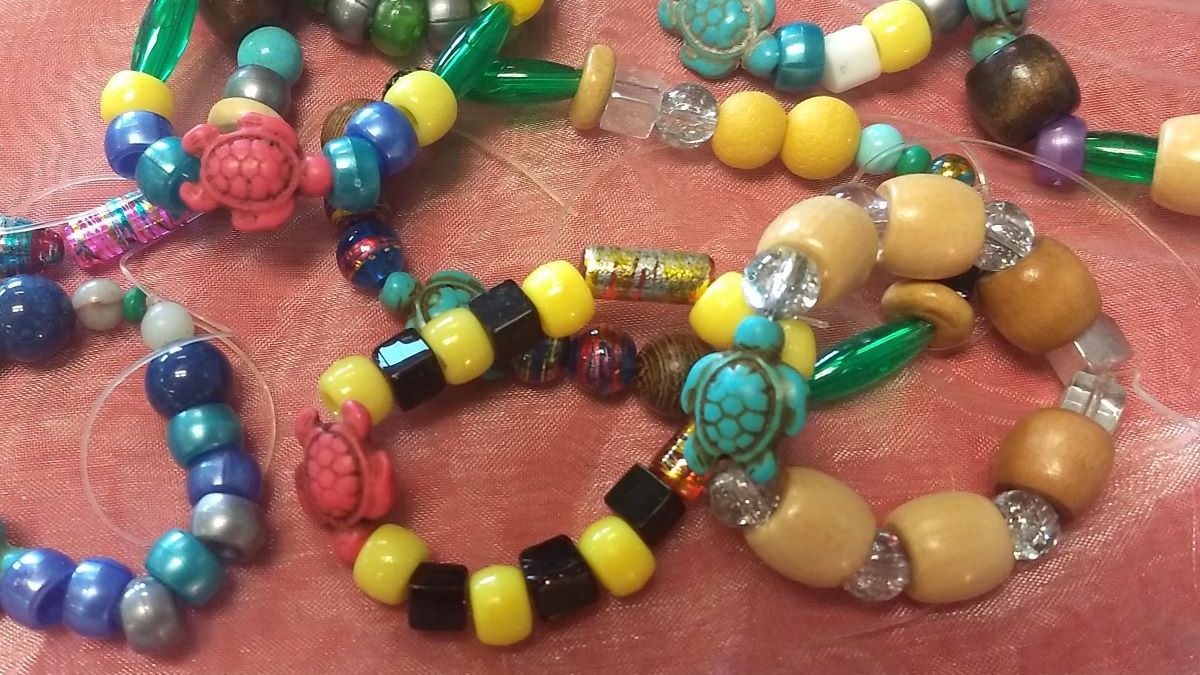 Perquimans Central School second graders make and sell these bracelets to raise funds for the Sea Turtle Assistance and Rehabilitation (STAR) Center at the N.C. Aquarium on Roanoke Island. Photo: NC Aquariums