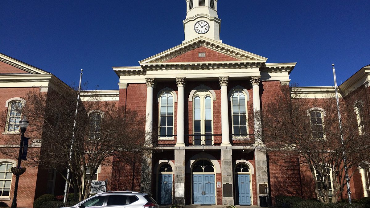 The historic Pasquotank County Courthouse at 206 E. Main St. was built in 1882. Photo: Susan Rodriguez