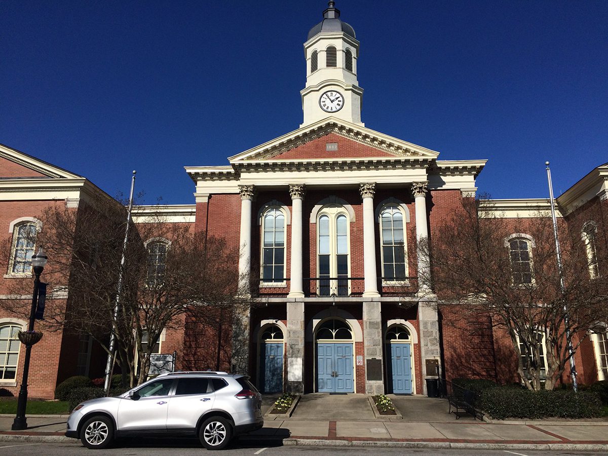 The historic Pasquotank County Courthouse at 206 E. Main St. was built in 1882. Photo: Susan Rodriguez