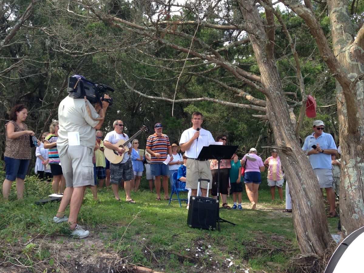 Descendant Shannon Adams speaks during the 2014 Diamond City homecoming. Photo: Courtesy Shannon Adams