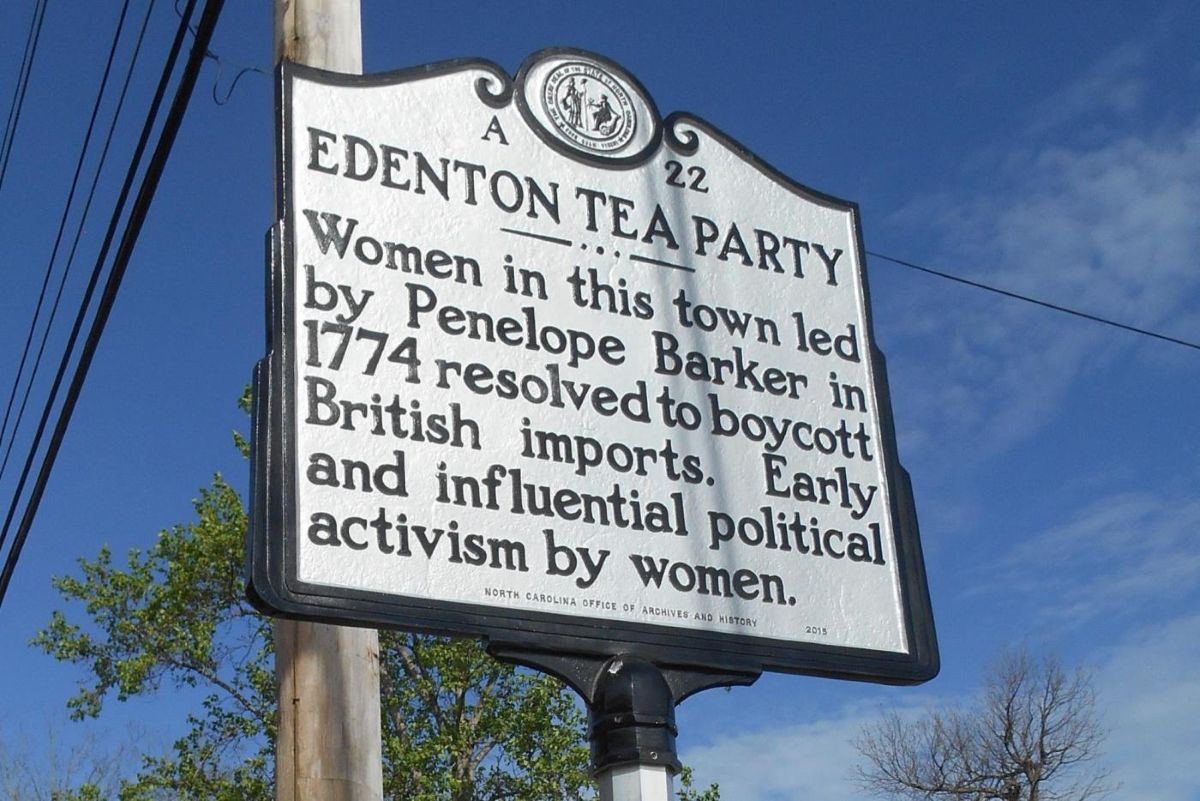 N.C. Highway Historical Marker explains that Penelope Barker in 1774 led a boycott of British imports. Photo: N.C. Department of Natural and Cultural Resources