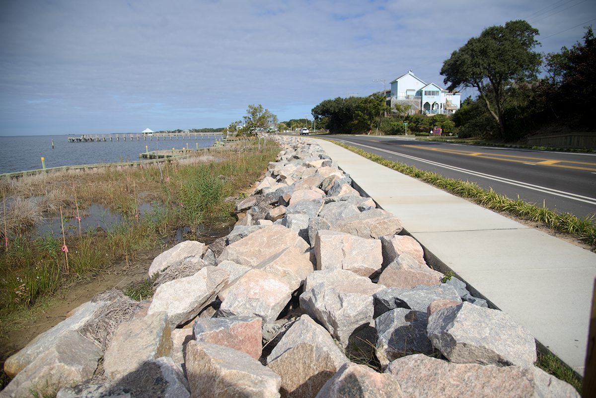 Planning association awards Duck for its shoreline project