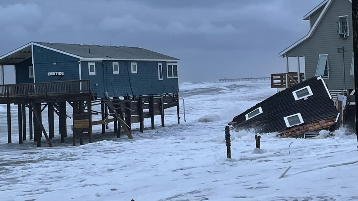 Portion of collapsed house in the water at Surf Side Drive in Rodanthe. Photo: National Park Service