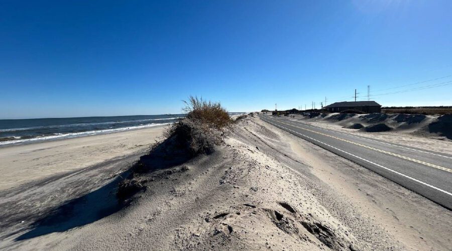 Northern end looking south of the project to repair the dunes along N.C. 12 in Rodanthe by the Pea Island National Wildlife Refuge visitor center. Photo: Lee Cannady, NCDEQ