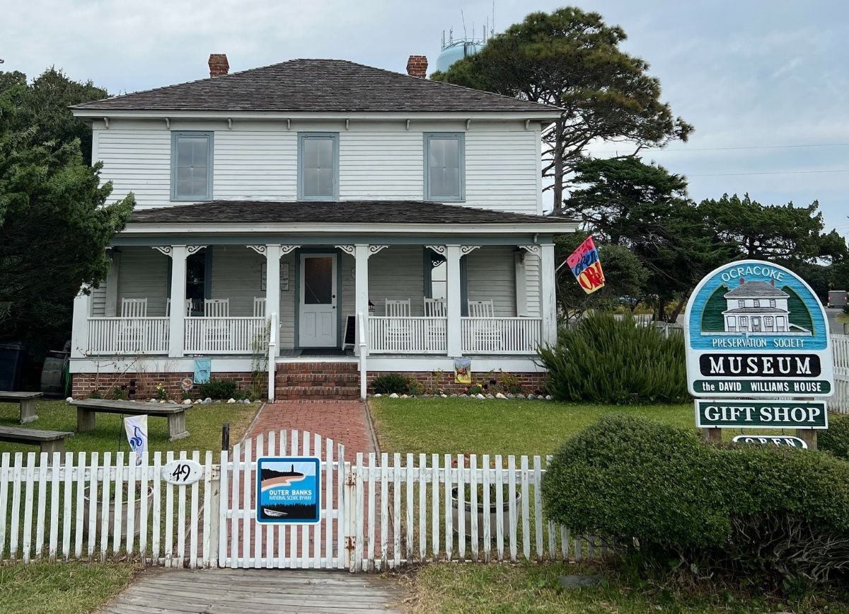 The Ocracoke Preservation Society was founded in 1983 and has maintained since 1992 a museum in the David Williams House built around 1900. Photo: the society's social media
