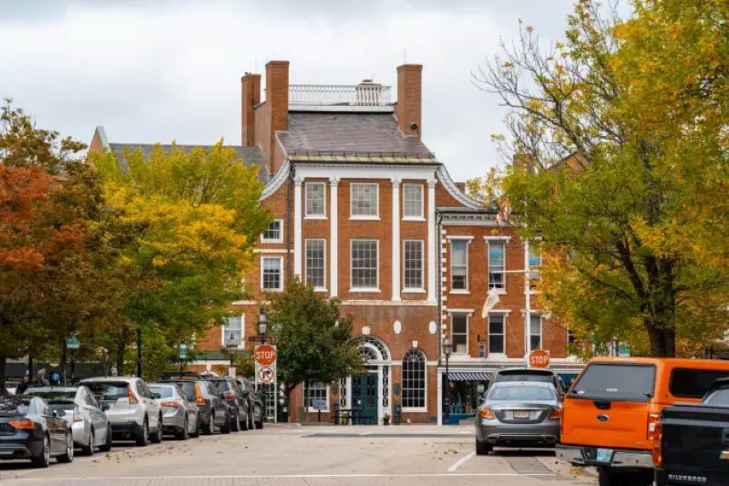 Portsmouth Atheneum, Portsmouth, New Hampshire. Photo courtesy, Bobo & ChiChi