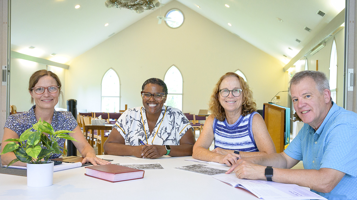 Roanoke Island Presbyterian housing committee members, from left, Dr. Blythe Hayes, Hope Guiley, Rev. Dr. Michelle Lewis, David Guiley, and Kathy Spencer. Photo courtesy of Biff Jennings. 