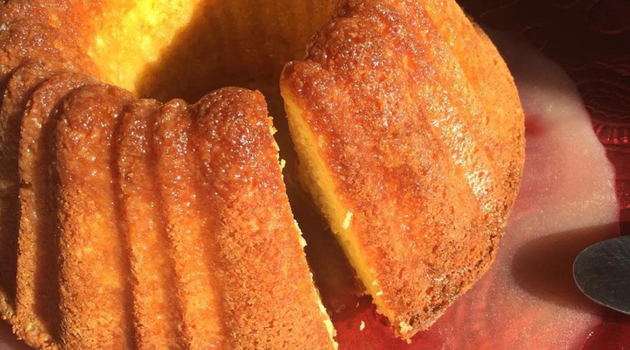 This orange-flavored mock pound cake looks just the part for October. Photo: Liz Biro