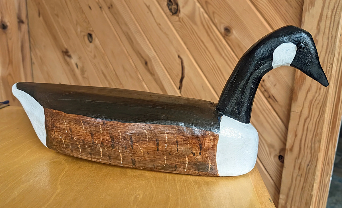 This Canada goose features carving by Eddie O’Neal. Photo: Peter Vankevich