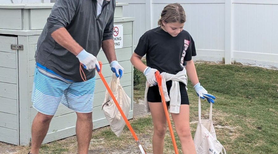 The 2026 Back-to-School Beach cleanup with N.C. Aquarium at Pine Knoll Shores is Aug. 22. Photo: N.C. Aquariums